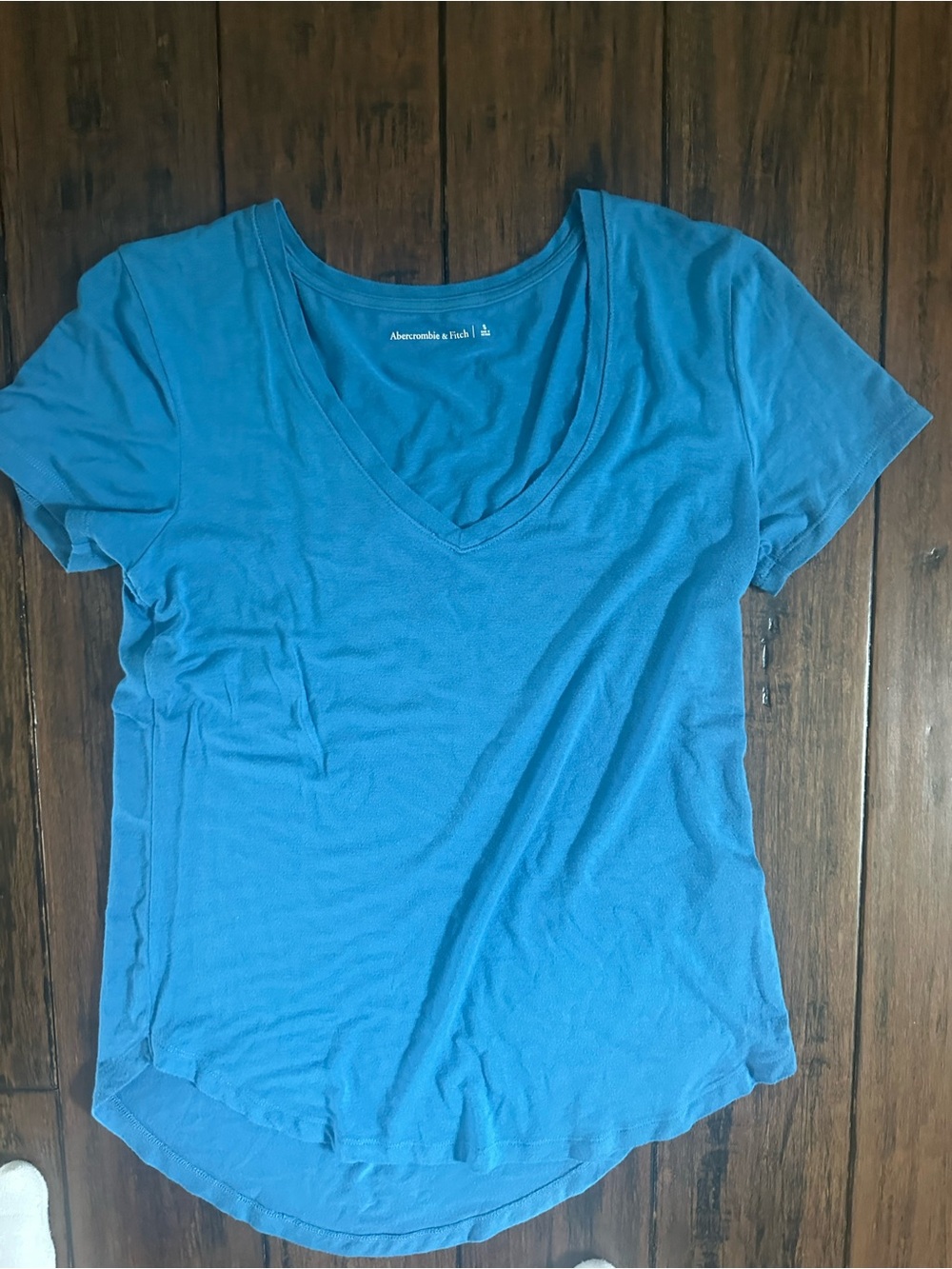 Abercrombie & Fitch Women's Teal V-Neck Short Sleeve Tee
